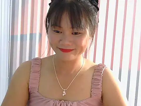 Snapshot of Sisi_dy01 chatting on 10.01.25 Sisi dy01 online show from 10.01.25