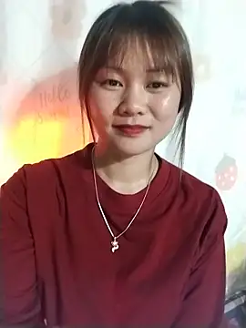 Snapshot of Sisi_dy01 chatting on 05.20.26 Sisi dy01 online show from 05.20.26