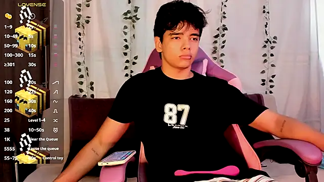 an drew18 online show from 09.28.25