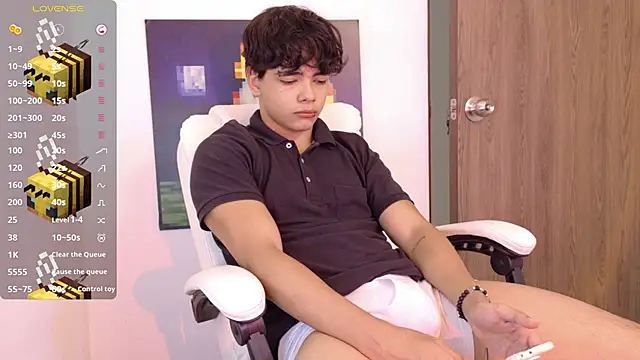 an drew18 online show from 02.01.26