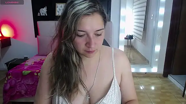 Agatha bellucci  online show from 02.13.26