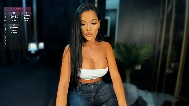 Snapshot of xpussydollxx chatting on 10.16.25 xpussydollxx online show from 10.16.25