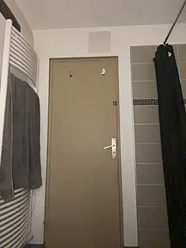 Snapshot of dasilva_elsa21 chatting on 02.17.26 dasilva elsa21 online show from 02.17.26