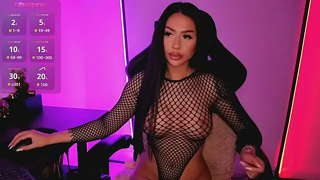 Snapshot of alisonrouge chatting on 03.03.26 alisonrouge online show from 03.03.26