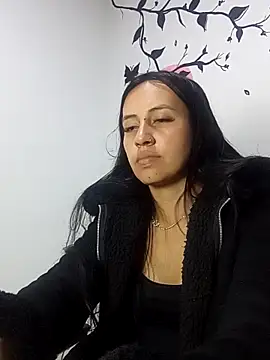 Snapshot of Nika_Hot chatting on 09.11.25 Nika Hot online show from 09.11.25