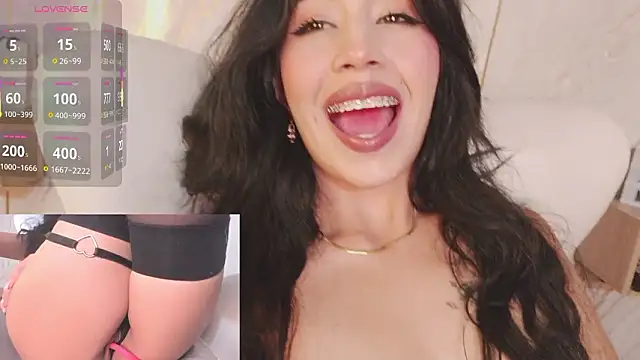 Miss Charlottet online show from 03.07.26