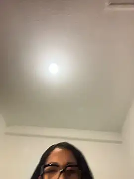 Snapshot of princesaliay chatting on 07.17.26 princesaliay online show from 07.17.26