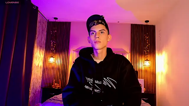Room 69x online show from 04.24.26