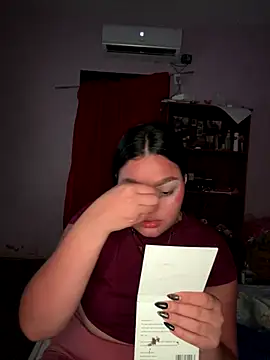 Bellotapelinegra online show from 12.20.25