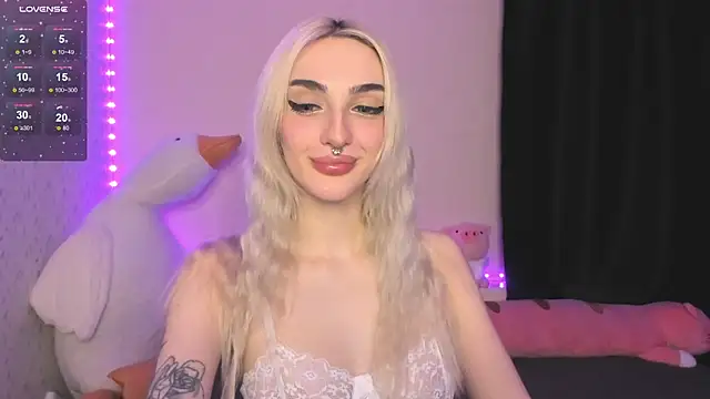 succubantra online show from 12.15.25