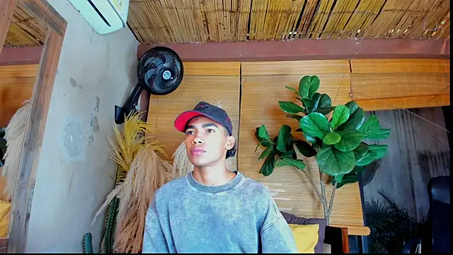 AlanCutee online show from 11.21.25