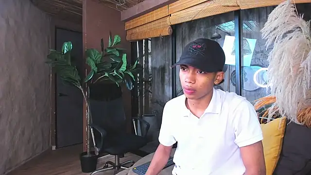 AlanCutee online show from 11.23.25