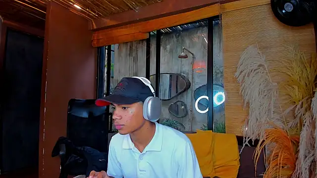 AlanCutee online show from 12.20.25