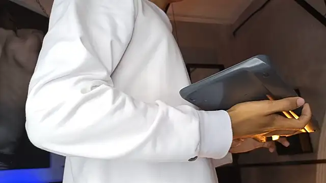 AlanCutee online show from 03.03.26