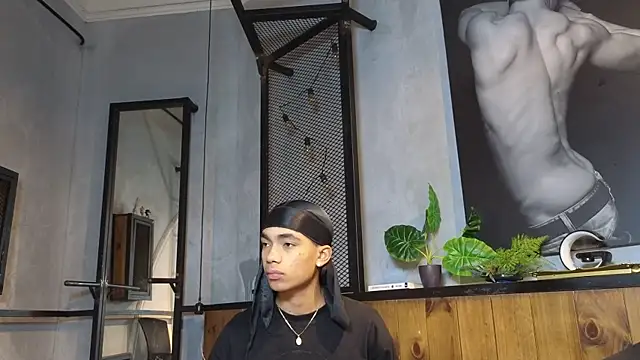 AlanCutee online show from 04.25.26