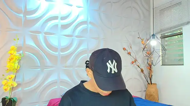 AlanCutee online show from 06.11.26