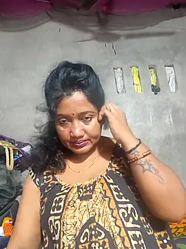 Snapshot of Cute-Swewty chatting on 09.19.25 Cute-Swewty online show from 09.19.25