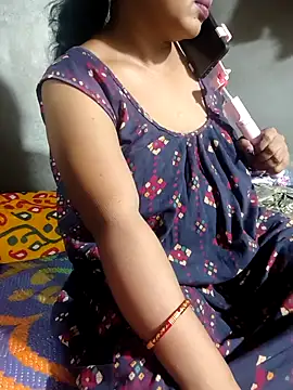 Snapshot of Cute-Swewty chatting on 09.27.25 Cute-Swewty online show from 09.27.25