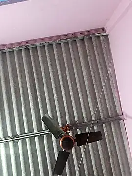 Snapshot of Cute-Swewty chatting on 11.13.25 Cute-Swewty online show from 11.13.25