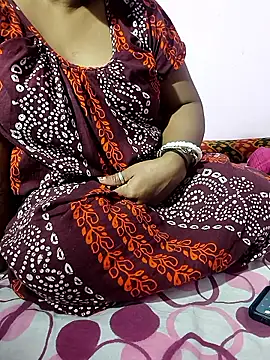 Snapshot of Cute-Swewty chatting on 01.14.26 Cute-Swewty online show from 01.14.26