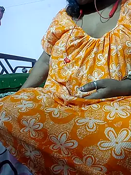 Snapshot of Cute-Swewty chatting on 01.17.26 Cute-Swewty online show from 01.17.26