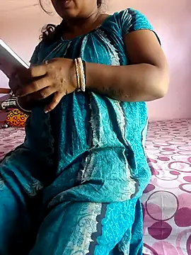 Snapshot of Cute-Swewty chatting on 02.07.26 Cute-Swewty online show from 02.07.26