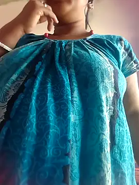 Snapshot of Cute-Swewty chatting on 02.26.26 Cute-Swewty online show from 02.26.26