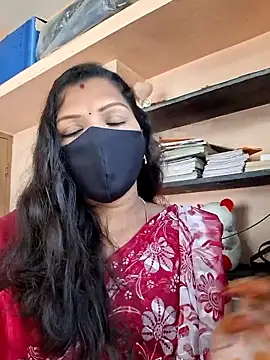 Snapshot of Tamil_Dharani chatting on 03.15.26 Tamil Dharani online show from 03.15.26