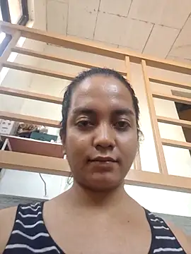 Snapshot of Stella_mhaxill chatting on 10.02.25 Stella mhaxill online show from 10.02.25