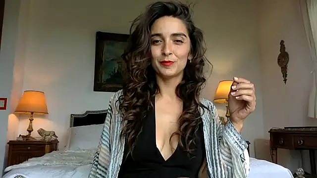 Snapshot of venuslibre chatting on 11.28.25 venuslibre online show from 11.28.25