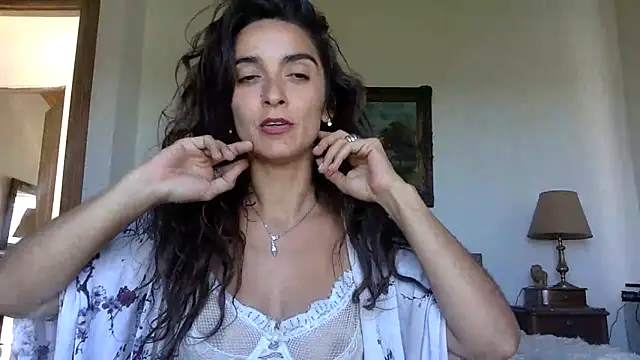 Snapshot of venuslibre chatting on 12.15.25 venuslibre online show from 12.15.25