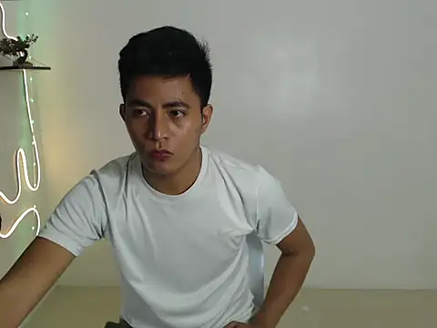 Lloyd wintours online show from 03.17.26