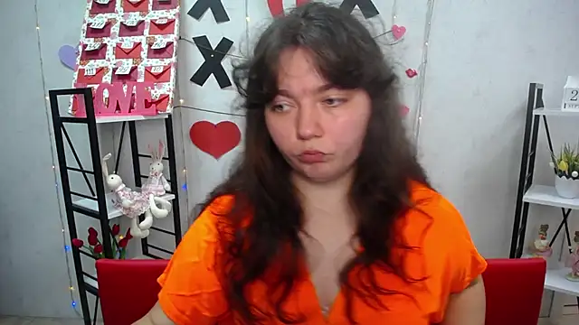 Snapshot of NeonilaLisova chatting on 09.22.25 NeonilaLisova online show from 09.22.25