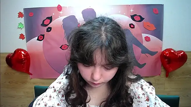 Snapshot of NeonilaLisova chatting on 10.07.25 NeonilaLisova online show from 10.07.25