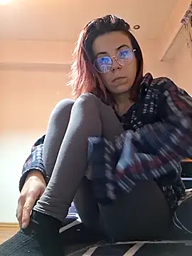 Anayssa  online show from 11.15.25