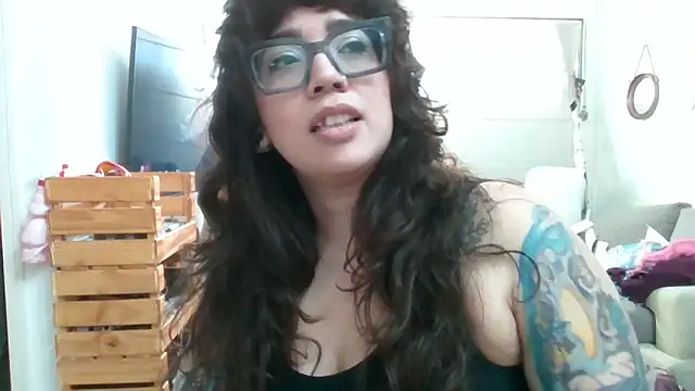 GypsyMamacita online show from 09.16.25