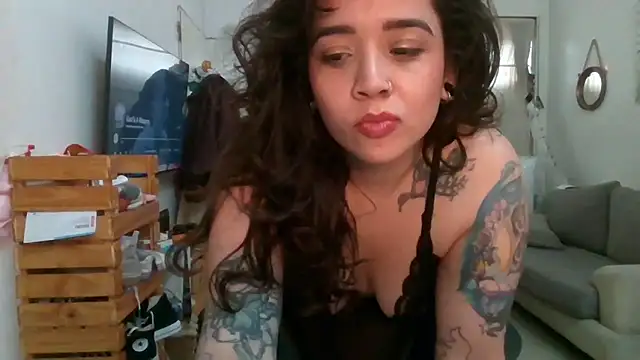 GypsyMamacita online show from 09.23.25