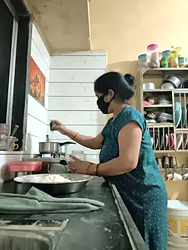 Snapshot of Gk_99999 chatting on 02.01.26 Gk 99999 online show from 02.01.26