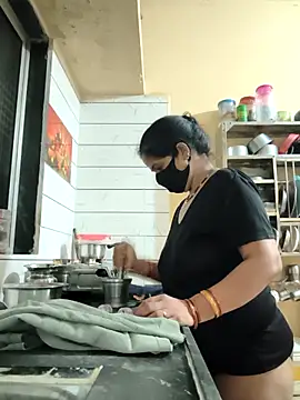 Snapshot of Gk_99999 chatting on 03.11.26 Gk 99999 online show from 03.11.26