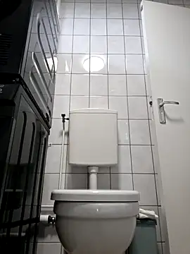 kompiee online show from 12.17.25