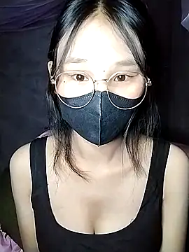 Snapshot of saronla_03 chatting on 11.01.25 saronla 03 online show from 11.01.25