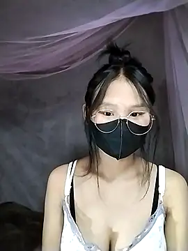 Snapshot of saronla_03 chatting on 11.16.25 saronla 03 online show from 11.16.25