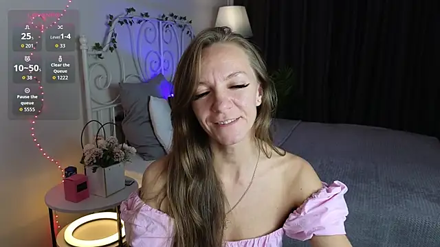 Jesica mooon online show from 10.20.25