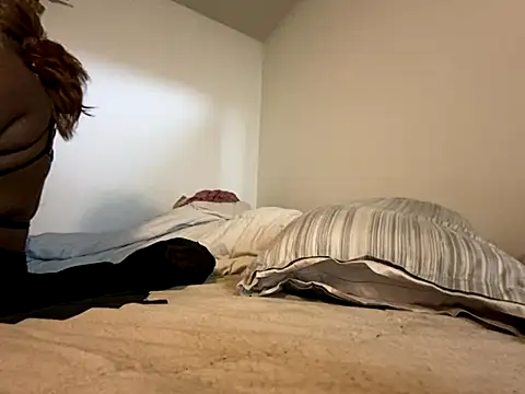 KANDIS864 online show from 10.22.25