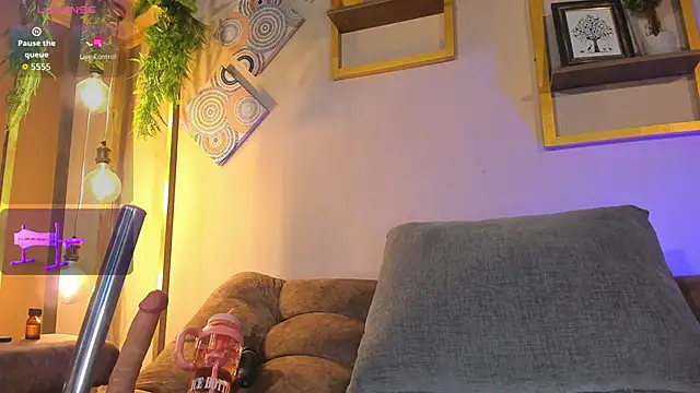 RACHELRUIZ online show from 10.18.25