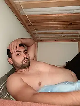 Snapshot of flr196 chatting on 09.19.25 flr196 online show from 09.19.25