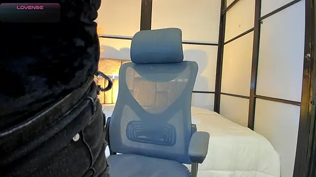 SamaraAnders  online show from 04.26.26