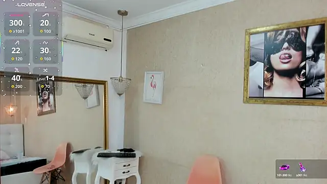 Snapshot of Miladiosa chatting on 09.22.25 Miladiosa online show from 09.22.25