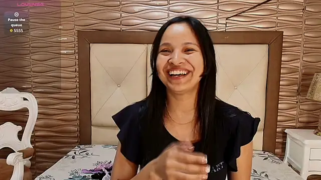 Miladiosa online show from 04.26.26