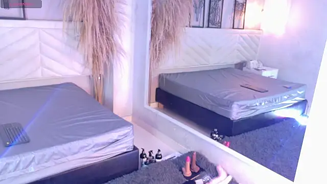 amy miller1 online show from 11.26.25